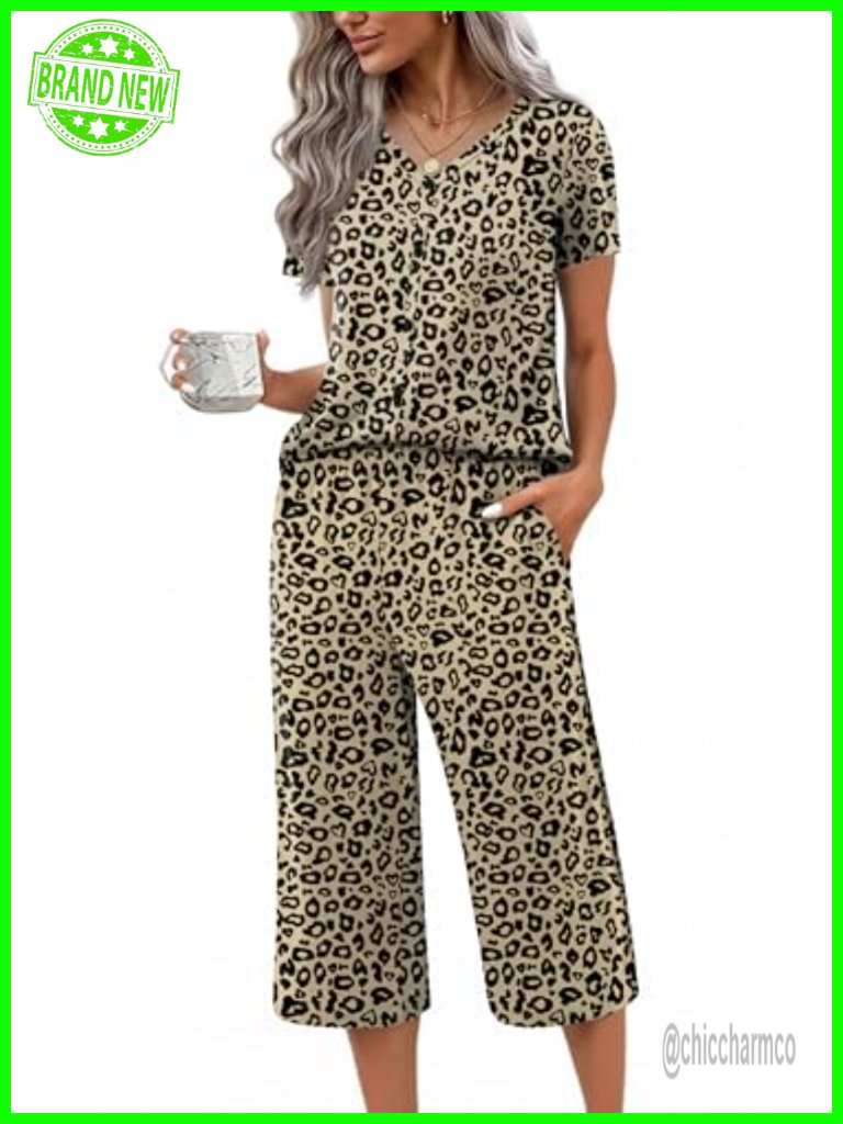 Women's Pajama Sets Short Sleeve Button Up Top And Capri Pants With Pockets